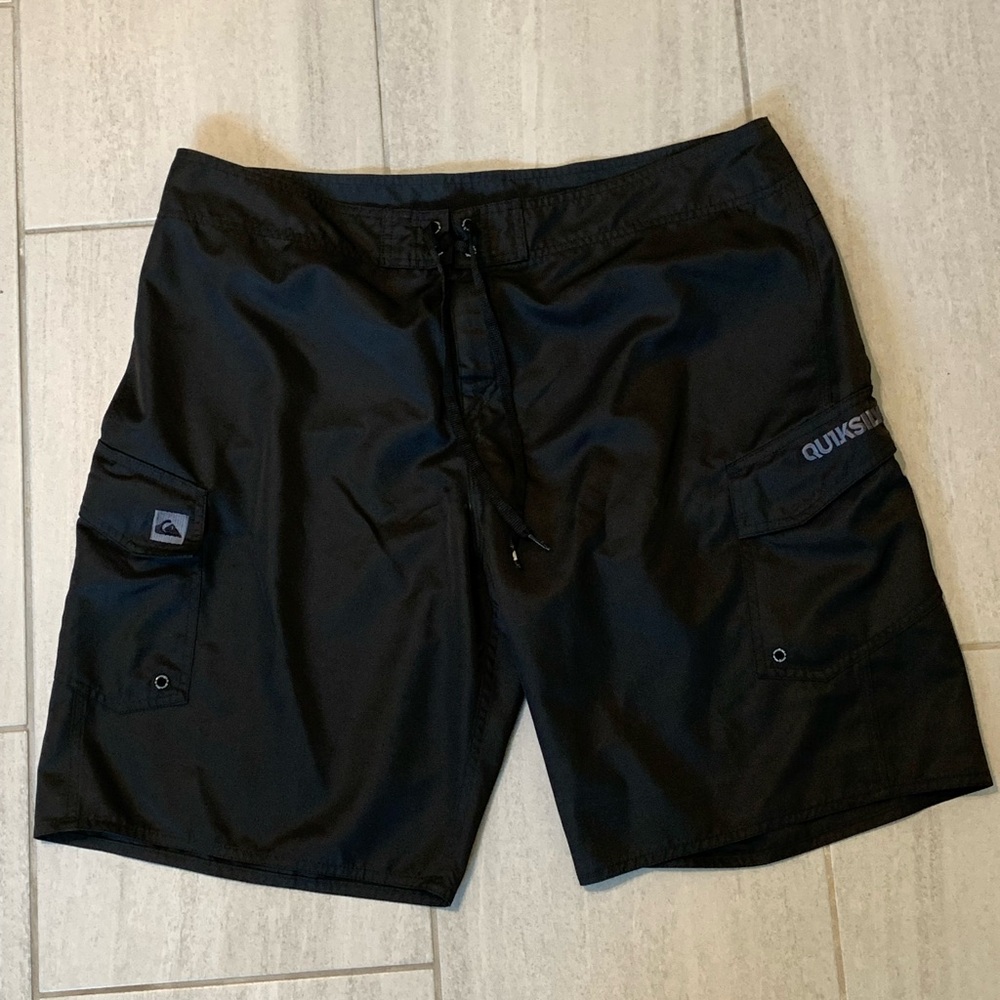 Men’s Quicksilver board shorts